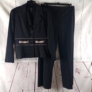 Courtenay Stretch Size 14 Black Striped 4 Button 2pc Pants Suit 34x31 Flat Front